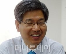 "노사문제 해결은 당사자끼리, 정치권 개입 말아야" 