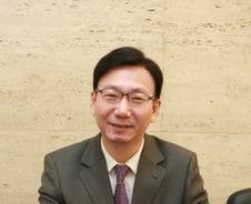 "중소·중견기업 위한 금융 강화하겠다"