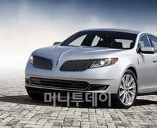 [시승기]링컨 'MKS' 타보니…에쿠스 안부럽네