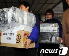 나꼼수, '십알단' 적중...다음은 김정남 망명?