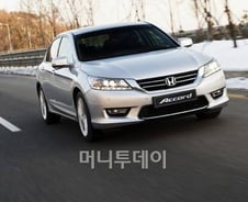 혼다 어코드, "기술 DNA, 여전하네"