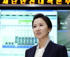 "재난정보 전달하고 피해자 눈물도 닦아줘야죠” 