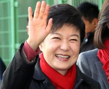 박근혜,경기부양·경제민주화 '투트랙' 가동 