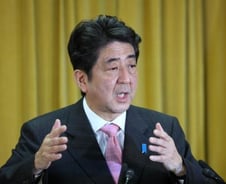 日 아베호 26일 공식 출범, '경제 집중' 한편엔 우경화 압력