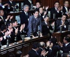 日 아베호 재출항…엔화값 급락, 엔환율 85엔 돌파 