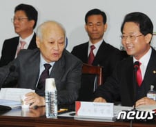 인수위 "인수당하지 않는다"…부처와 기싸움 본격화 