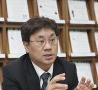 [기고] 속도 조절 필요한 환율 하락