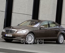 [시승기]벤츠 S500 롱 데지뇨, 'S클래스의 완결판'