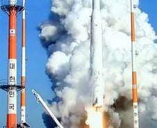 '54초만에 시속 1225㎞' 나로호 우주로… 