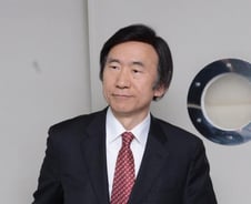 윤병세, "병역" "재산" "법률고문 이력" 쟁점