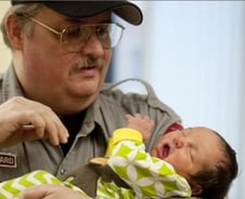 출산 15시간 전에 임신 사실 알게된 美 여성 화제