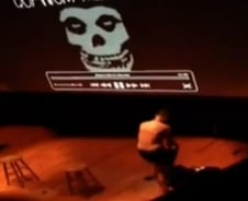 美 컬럼비아대 교수 강의중 바지내려..학교측 조사중 