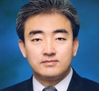 유진룡 문화부 장관, 국회 청문보고서 채택(상보)