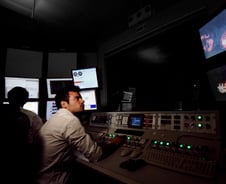 르노, '무한 속도전' F1에 친환경 바람 몰고온다