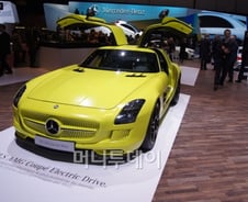 [2013제네바모터쇼]벤츠 SLS AMG 일렉트릭 '가장 빠른 전기차'