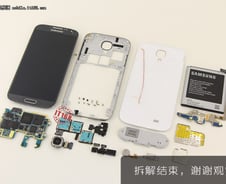 '무개념' 중국, '갤S4' 분해사진 공개