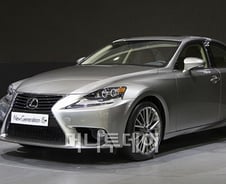 렉서스, 6월 출시할 '뉴 IS' 서울모터쇼 첫 공개 
