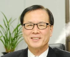 노대래 후보 "종합감기약 하나로 경제민주화 어려워"