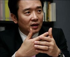 남경필 "대한민국 '모순된 구조' 바꿀 모델 찾겠다"