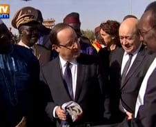 佛 대통령에 선물로 준 낙타, '잡아 먹히는 황당 사건' 발생 