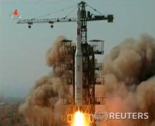 북한 미사일 연료주입 완료, 언제라도 발사 가능