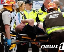 美 보스턴 테러 희생자에 8살 소년 포함..부상자 110명 달해 