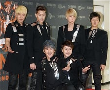 [단독]'최장수아이돌' 신화, 5월4일 'SNL코리아' 전격 출연