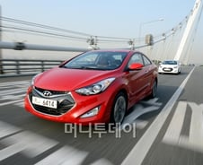 아반떼 쿠페, "준중형에 중형차 엔진 얹었더니.."