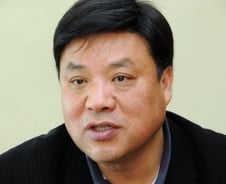 지분 판 뒤 서정진 회장의 예상 행보는…