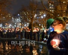 [르포] "보스톤은 강하다, 보스톤을 위해 기도를"