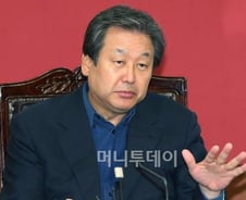 [4.24재보선]영도다리 건너 돌아온 '김무성'