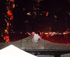 엠파이어 스테이트빌딩 투신 직전 男 '아찔한 구조' 