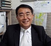 그가 뜨면 아파트 값 오른다, '반포 아가리'?