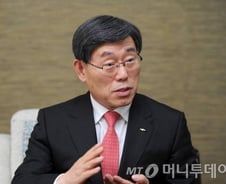 "사장·부사장 모두 고졸, 열린 고용 당연한 일"