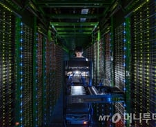 [르포]'8만 대장경' 보관하듯···네이버 IDC 가보니