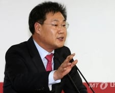 정문헌 "문재인 의원 사퇴 강력 촉구" 