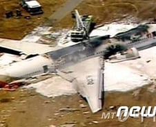 '착륙사고' 아시아나 항공기 블랙박스 회수