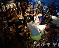 [기자수첩]집중호우 속 자전거 최고속도 75km/h