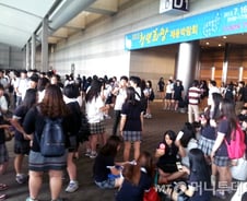 고졸이상 2300명 채용…"전교생 900명이 왔어요"