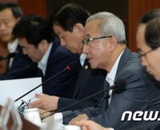 현오석 "주택공급 축소…공공임대주택은 확대"(종합)