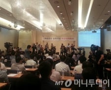 개성공단기업 "신변 포기각서라도 쓰고 들어가겠다" 울분