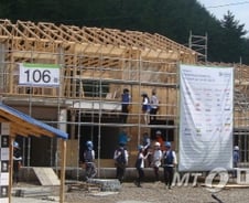 봉사활동서 '소통' 얻는 볼보건설기계