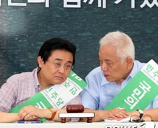 김한길 "朴 대통령, 국민 함성에 답할 차례" 