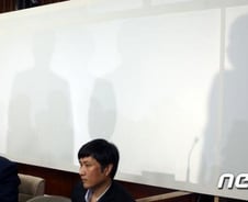 국정원 여직원 "선거개입 댓글 지시 받은 적 없다" 부인 (종합)