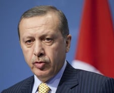 터키, 환율 방어 위해 금리 인상