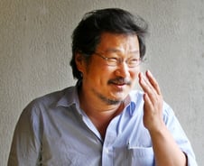 [단독]홍상수 초단편, 베니스영화제 상영..문소리 출연