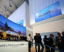 [IFA]삼성전자 '세계최초' 커브드 UHD TV 공개