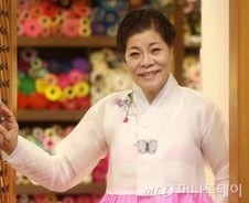 박술녀 "대통령 입은 한복, 국회의원도 입어야죠"