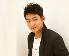 [단독]이태성, 10월 늦깍이 결혼식 후 군입대