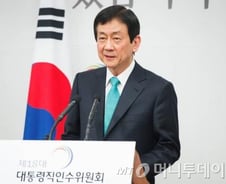 기초연금 '후퇴'…결국 진영 장관이 '십자가'?